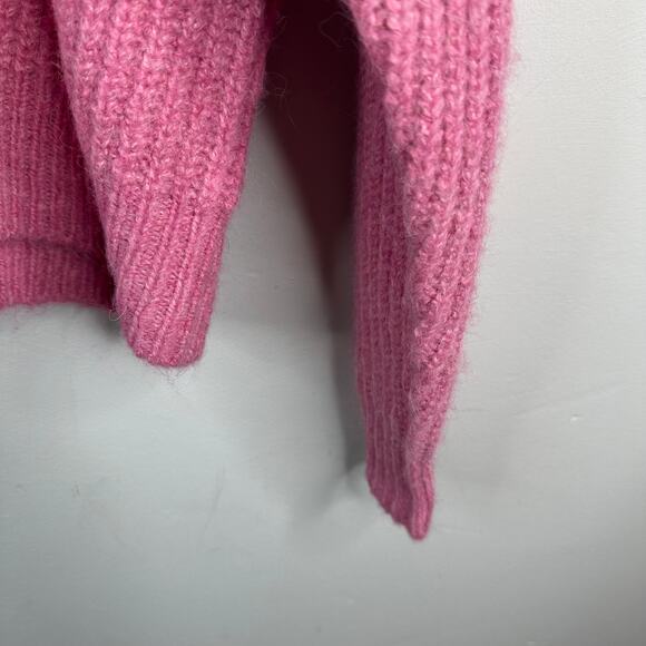 Pistola Aurora Pink Eva Pullover With Neck Slit Top - Picture 4 of 8
